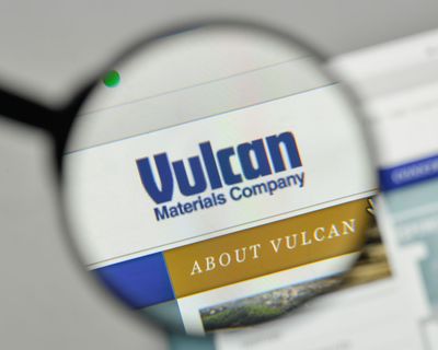 Is Vulcan Materials Stock Underperforming the S&P 500?
